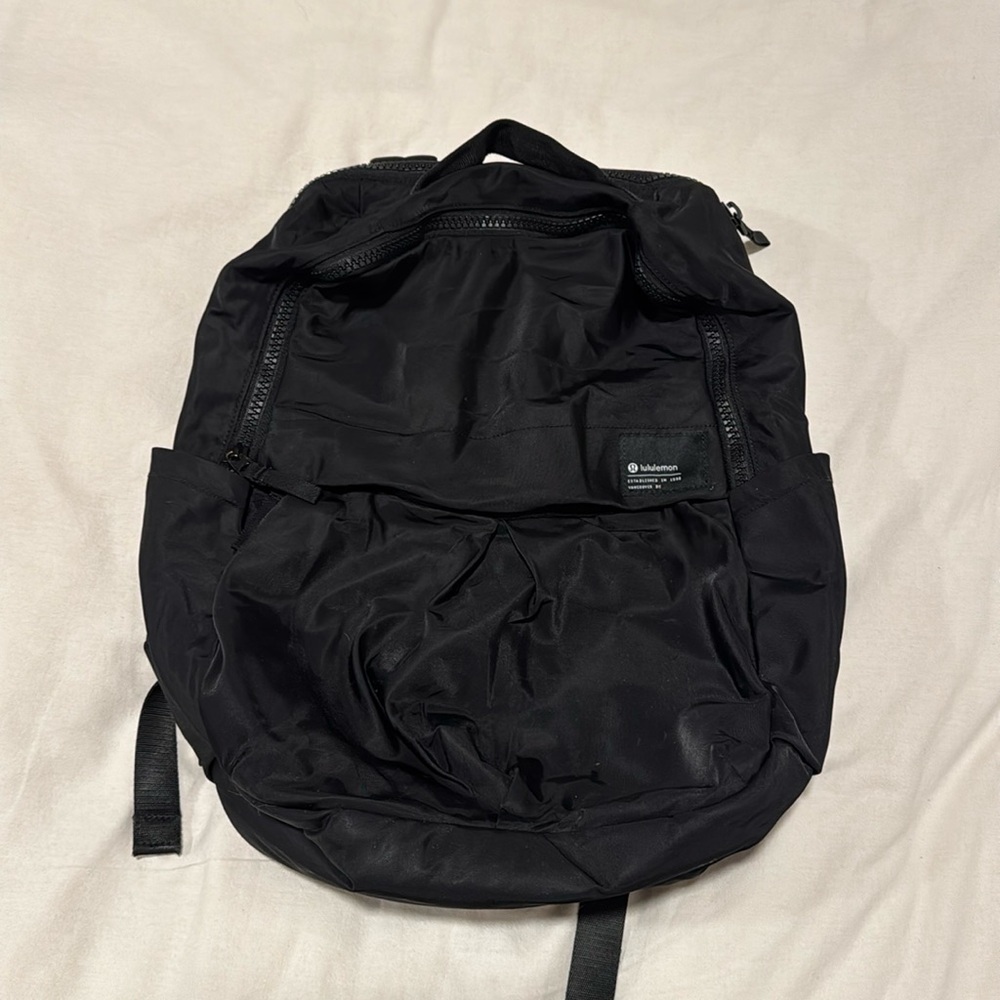 Lululemon Everyday Backpack (black)